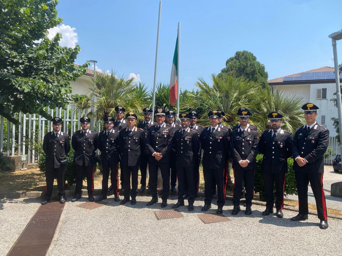 Il generale Pellegrino in visita alla compagnia di Girifalco