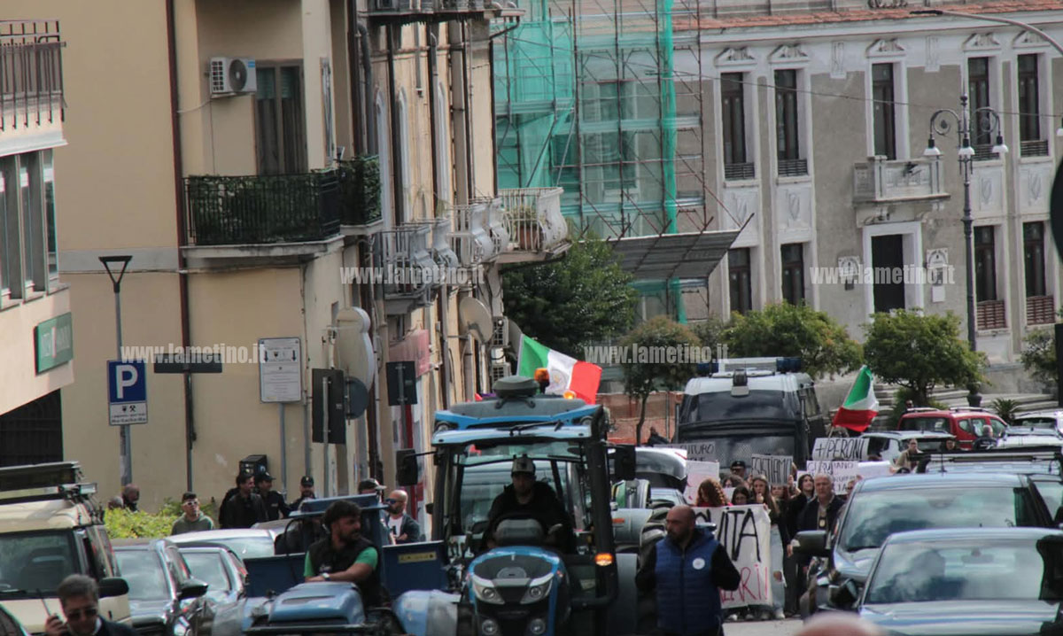corteo-2026-10-29-alle-12.53.57_150b3.jpg