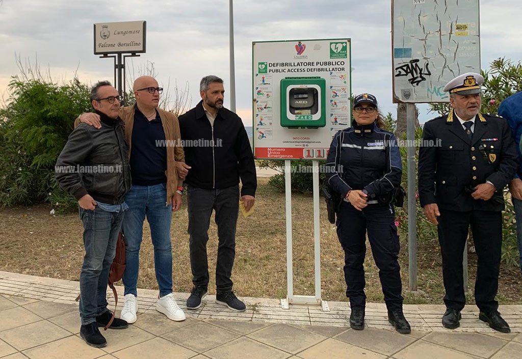 Ripristinato defibrillatore sul lungomare di Lamezia, cardiologo Colangelo: "Serve impegno verso vera cultura del primo soccorso"