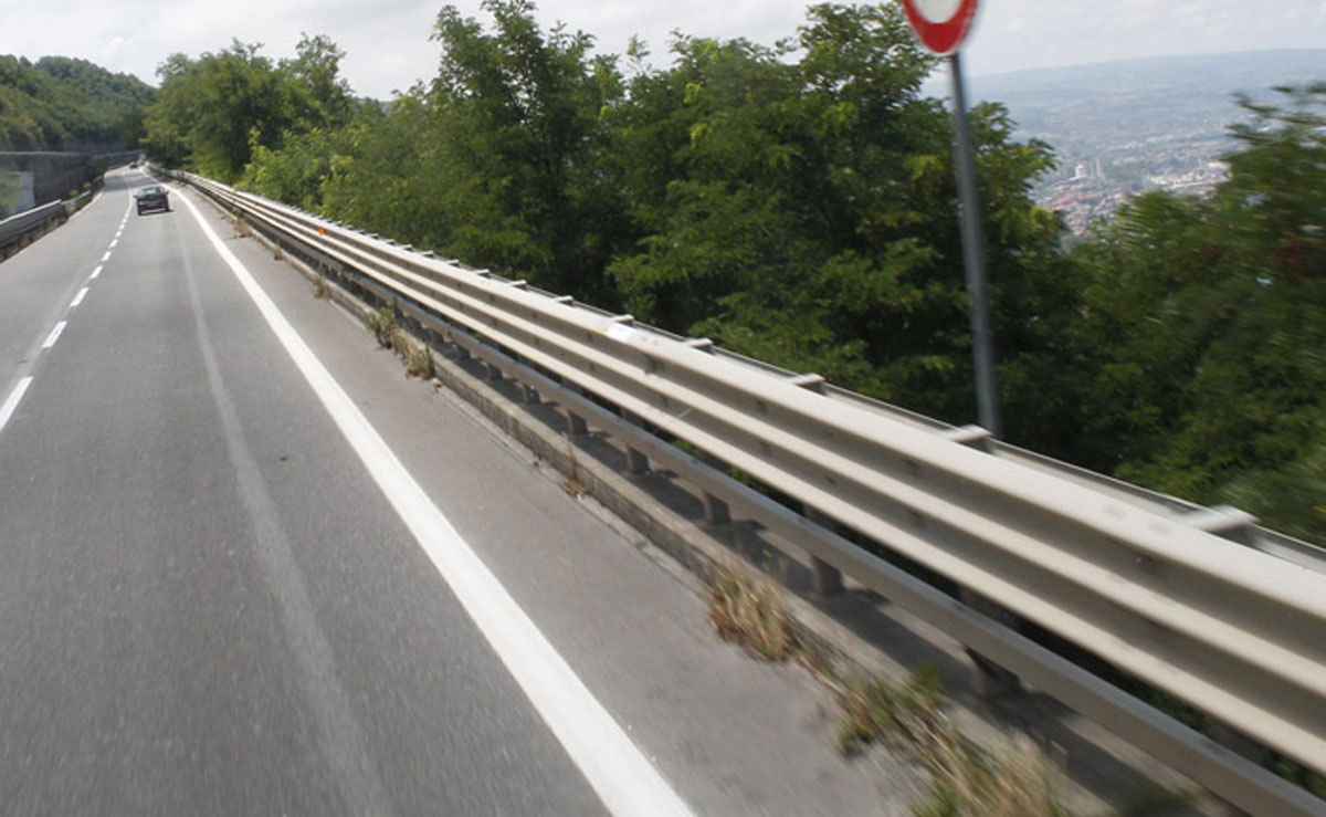 Chiusura notturna su A2 tra Mileto e Rosarno per disinnesco 