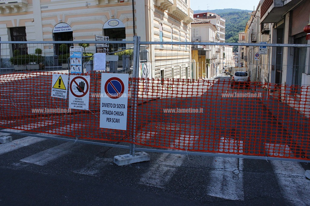 via carducci 2