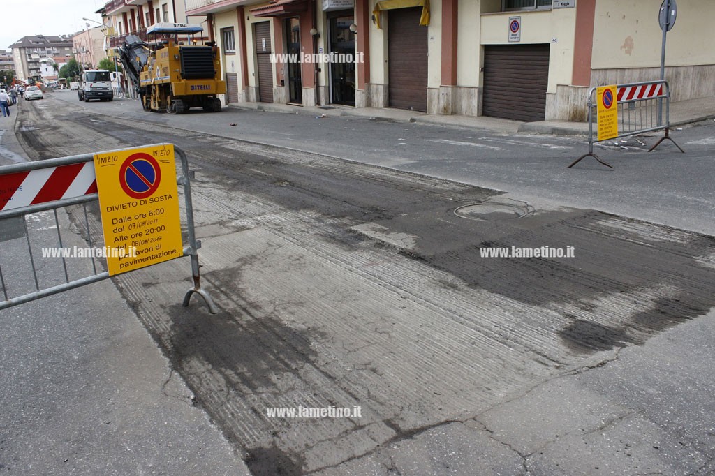 viale primo maggio lavori pavimentazione 2