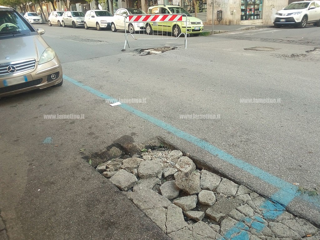 voragine asfalto 7ottobre2018 2