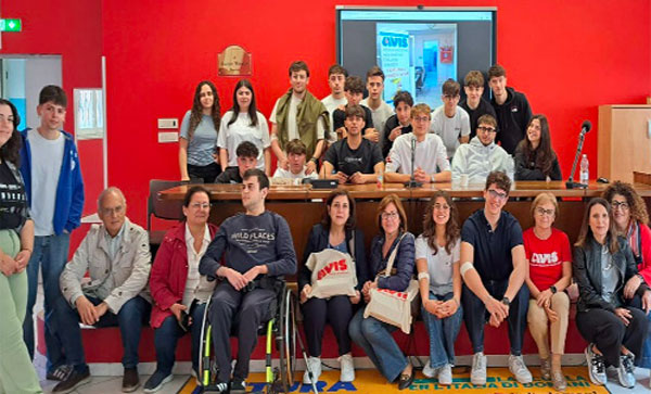 Lamezia, “Gocce di vita”: al Polo "Rambaldi - De Fazio" giornata dedicata alla donazione del sangue