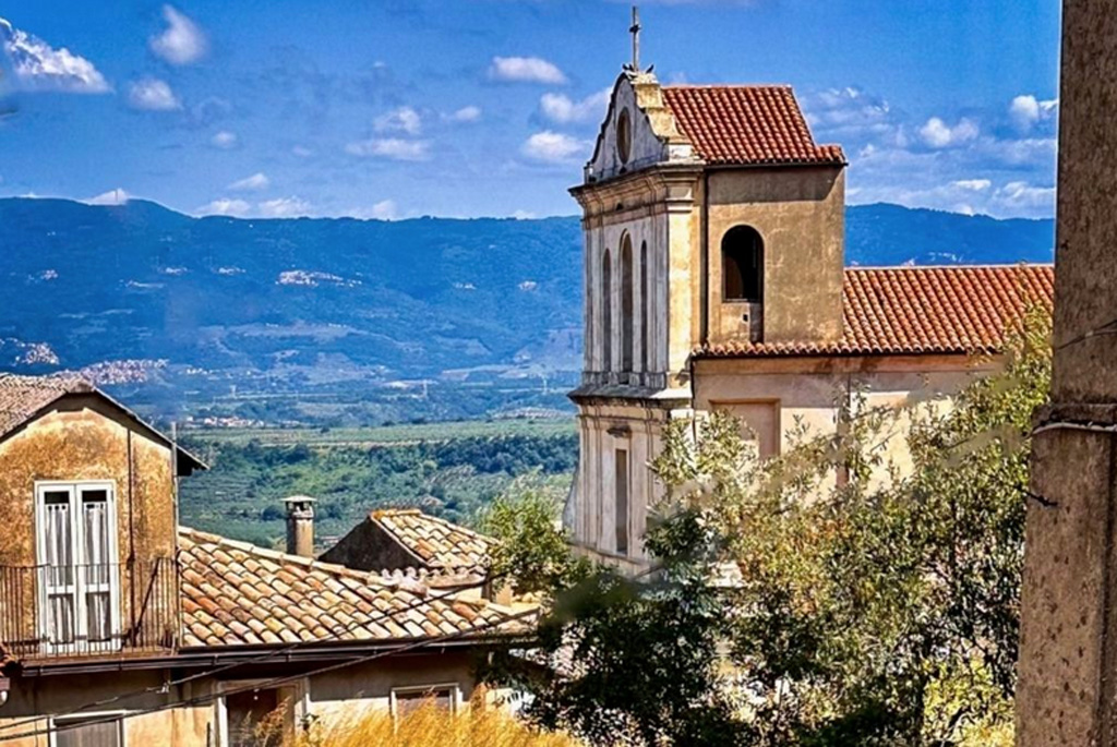 Giornata della terra, Maida sostiene l’ambiente: patrocinio gratuito all’iniziativa “No More Plastic Bags”