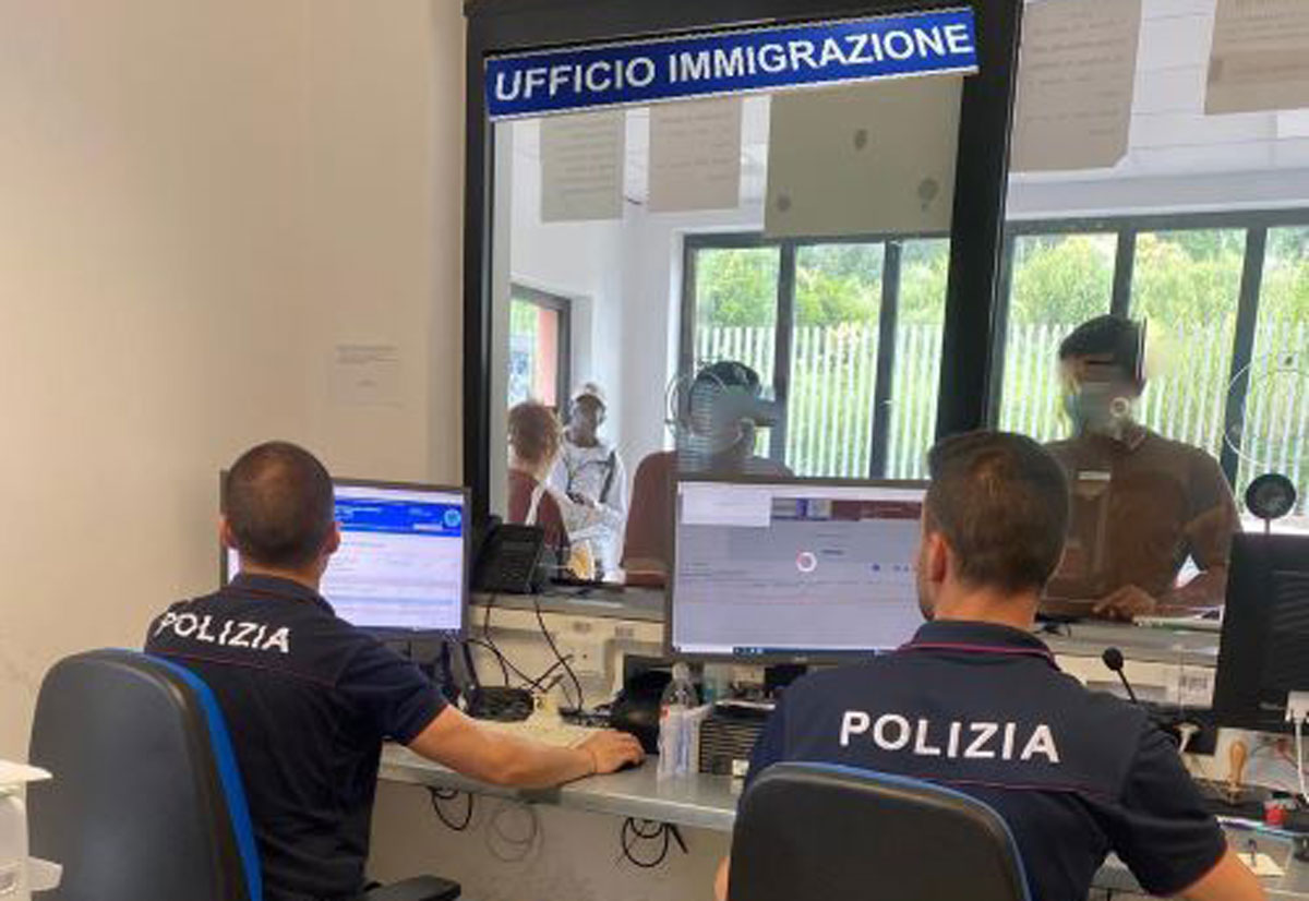 Contrasto all’immigrazione irregolare: la Polizia di Catanza