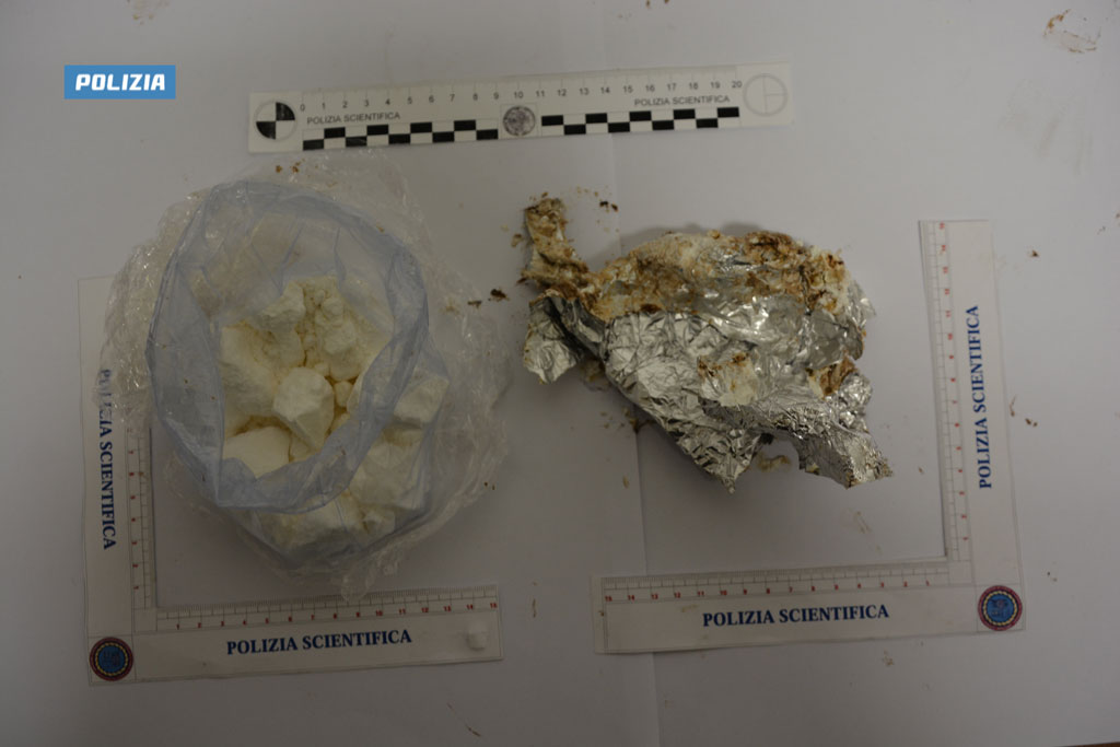 Cocaina nascosta nei profitterol: Polizia ferma un uomo in località Angitola