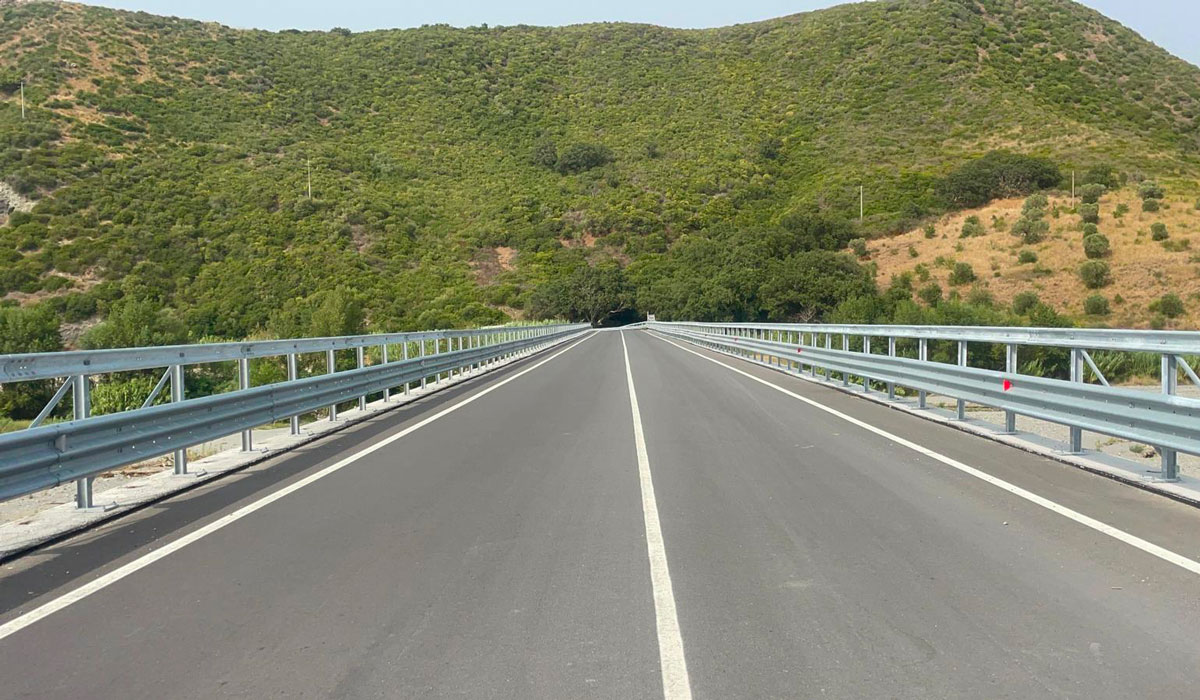 ponte-savuto_1d8af.jpg