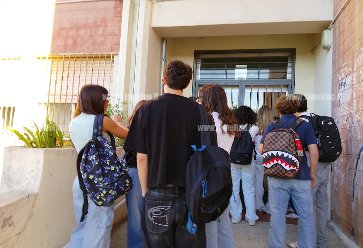 primo-giorno-di-scuola-53.46_79593.jpg