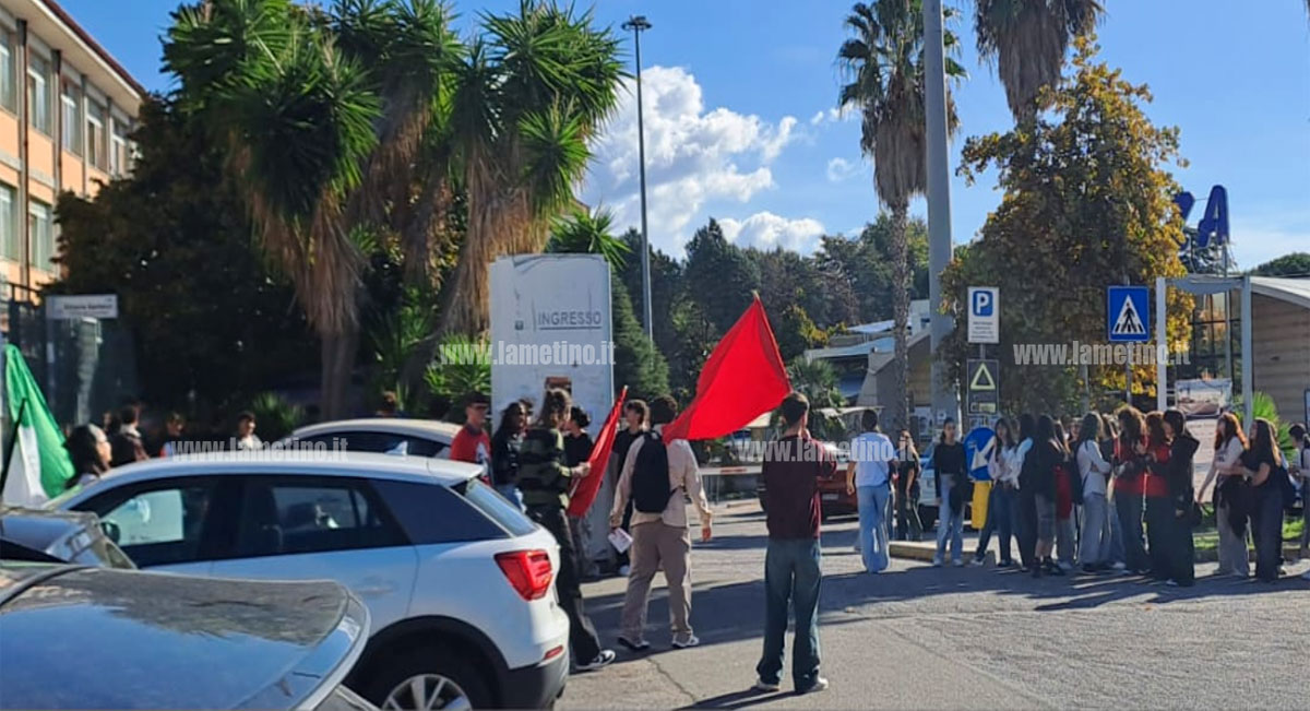 sciopero-studenti-2026-10-16-alle-10.05.22_90bf6.jpg