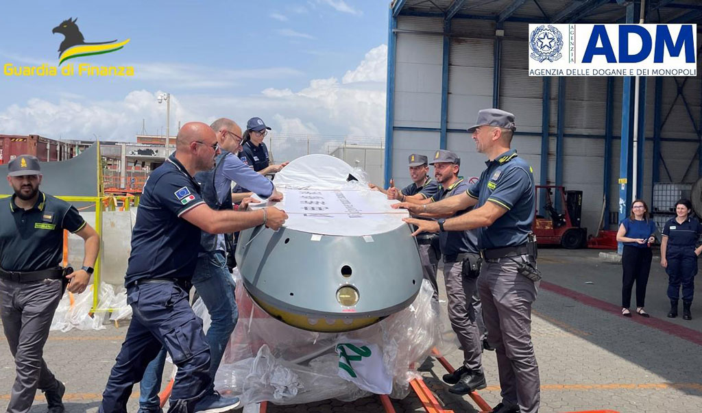 Droni a uso bellico diretti in Libia sequestrati nel porto di Gioia Tauro