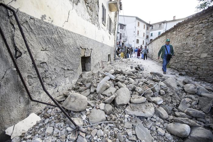 Sisma centro Italia, migranti Sprar Gioiosa Ionica donano i loro pocket money