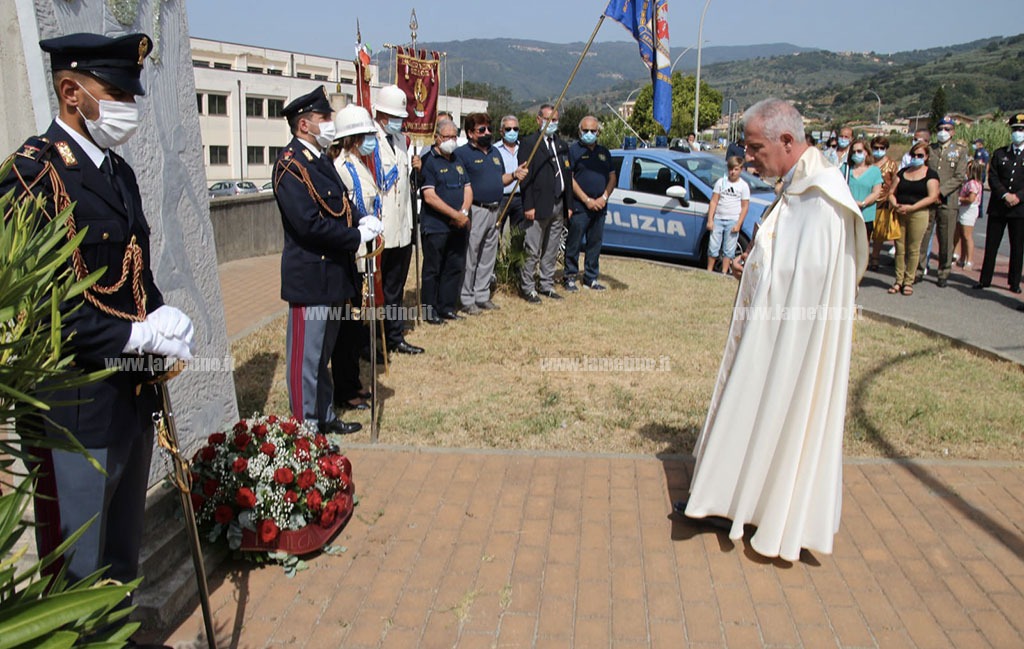 Lamezia, cerimonia di commemorazione dell'agente Paolo Diano scomparso in servizio 40 anni fa