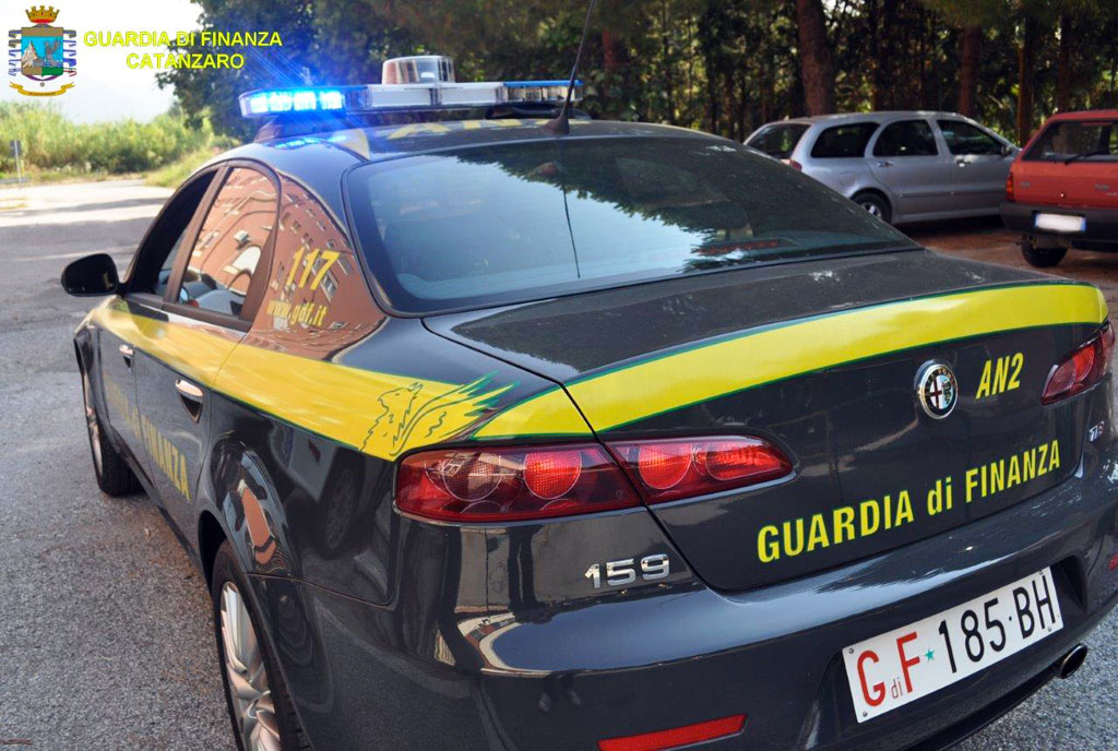 Lamezia, confiscati beni immobili per oltre 1 milione di euro a esponenti criminalità