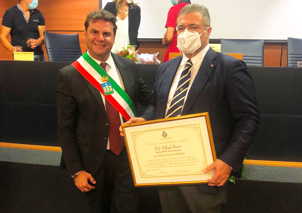 Coronavirus, Cittadinanza onoraria di Mendicino a professore Bruno: ha curato il 'paziente uno'