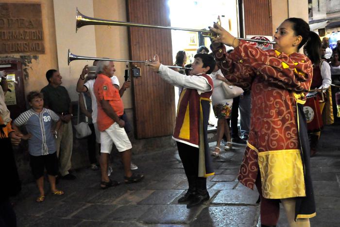 Rievocata in costume d'epoca la "liberazione" del 1615 a Tropea