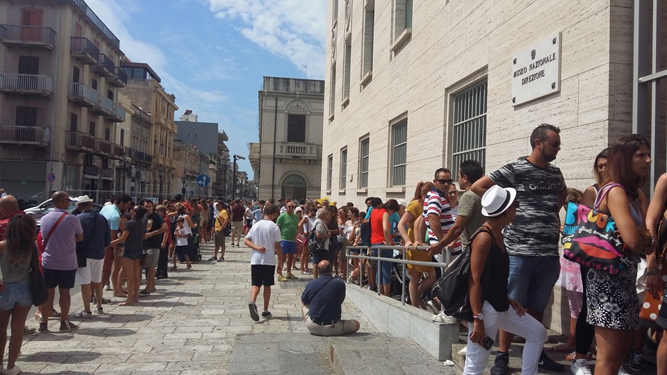 Boom visitatori per Bronzi di Riace, code e attese al Museo di Reggio