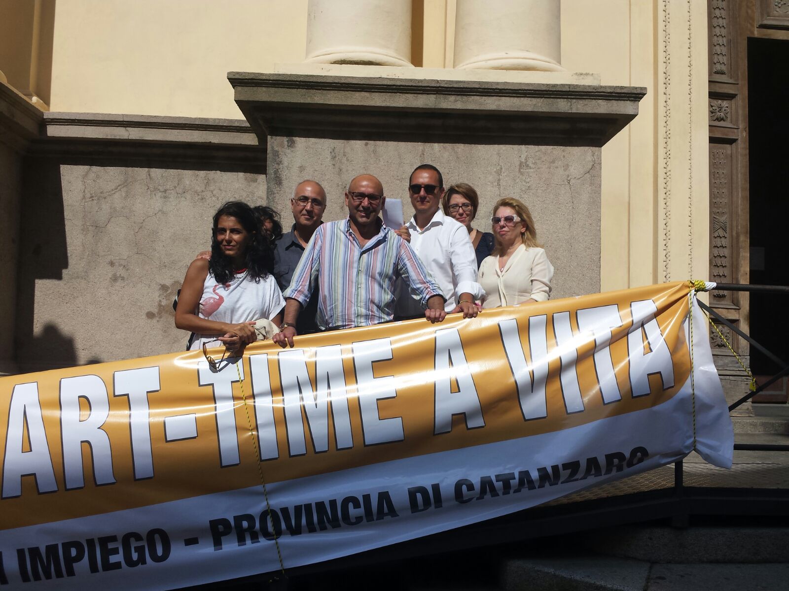 Protesta in Prefettura 17 part-time centri impiego Lamezia, Catanzaro e Soverato