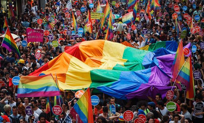 Gay pride, Comune di Rende concede il patrocinio 