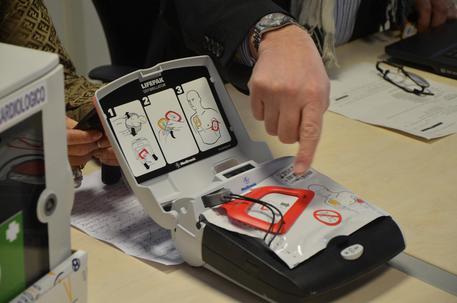 A Girifalco la prima farmacia con defibrillatore