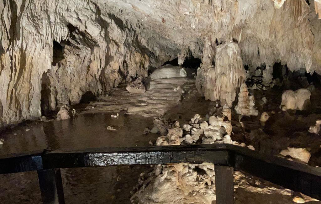 1Il-Valentino-de-Fazio-alle-grotte-di-Papasidero_34b2d.jpg