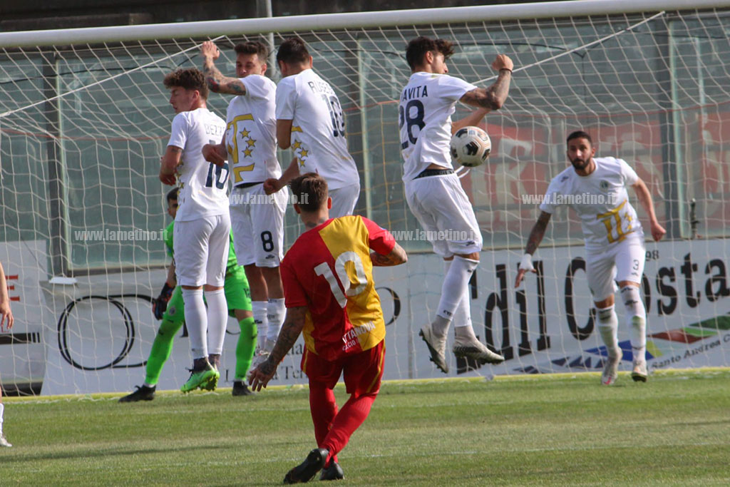 L'Fc Lamezia batte 4-0 il Cittanova e consolida la quarta posizione