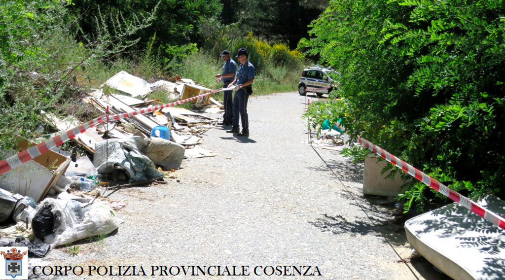 2-Polizia-Prov-sequestro-discarica-S.G.FIORE_2.jpg