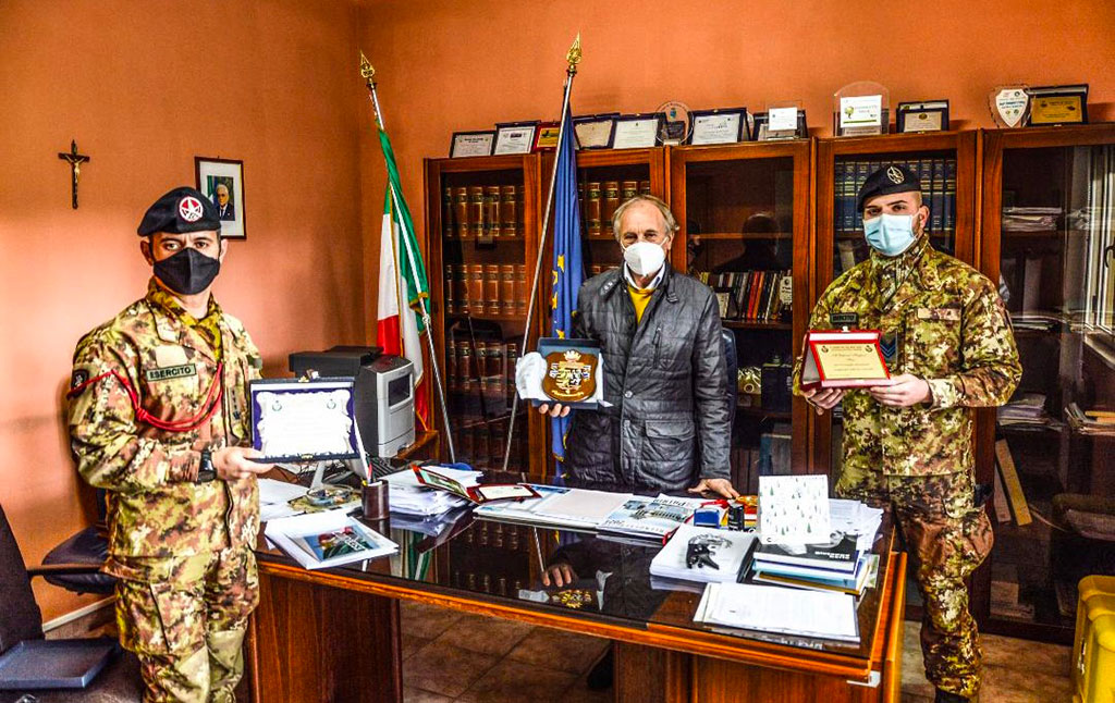 Operazione "Strade Sicure", sindaco di Ricadi ringrazia Esercito e consegna targhe commemorative