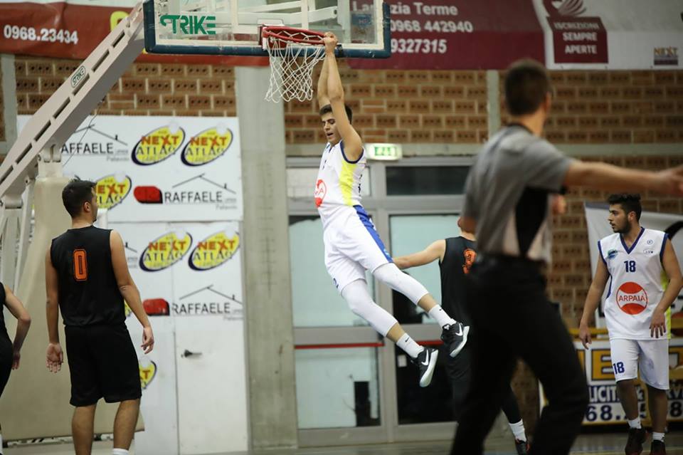 Basketball Lamezia batte con facilità Nuova Jolly