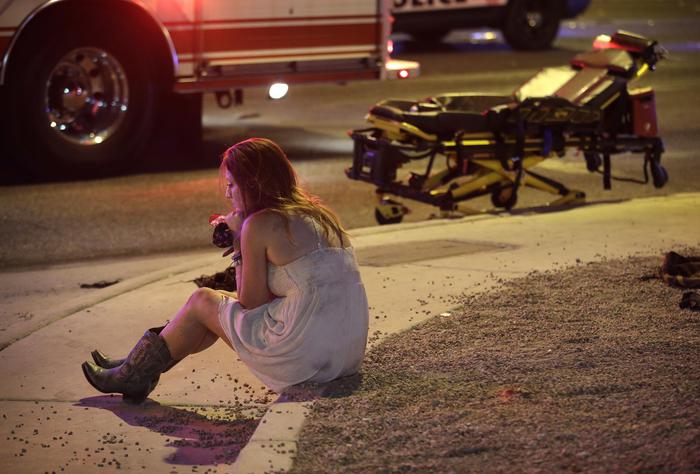 Sparatoria durante un concerto a Las Vegas, almeno 50 morti e centinaia di feriti