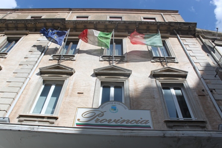 Domani Crotone alle urne per il rinnovo del consiglio provinciale, Parise e Parrilla candidati alla presidenza