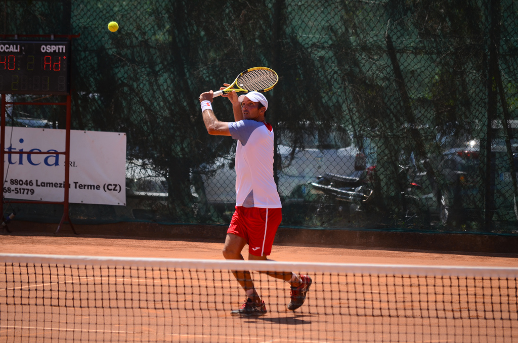 Lamezia, Junior Tennis Perugia ferma la SSD Viola Tennis e conquista la serie B1
