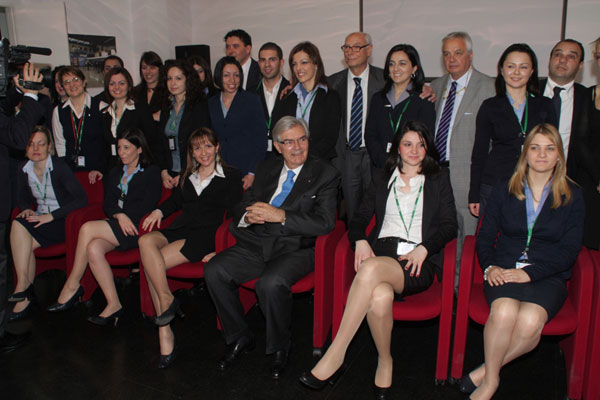 Lamezia: Aeroporto, presentati i trenta nuovi addetti ai check-in