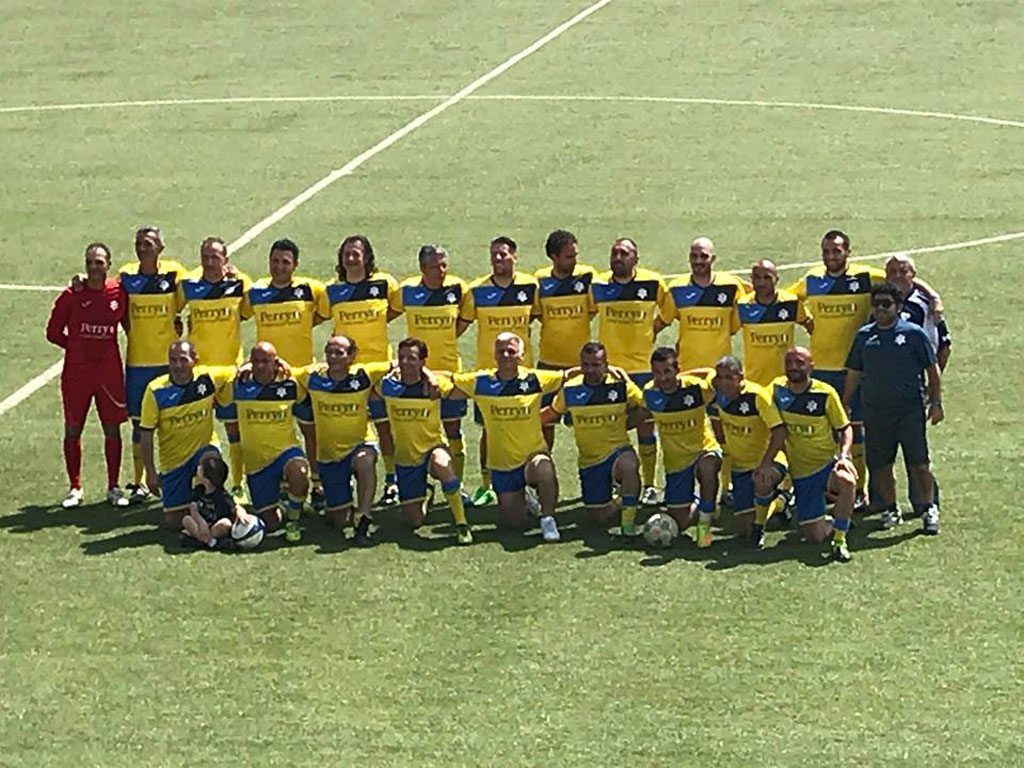 Amatori Pianopoli Campioni Regionali di calcio over 35