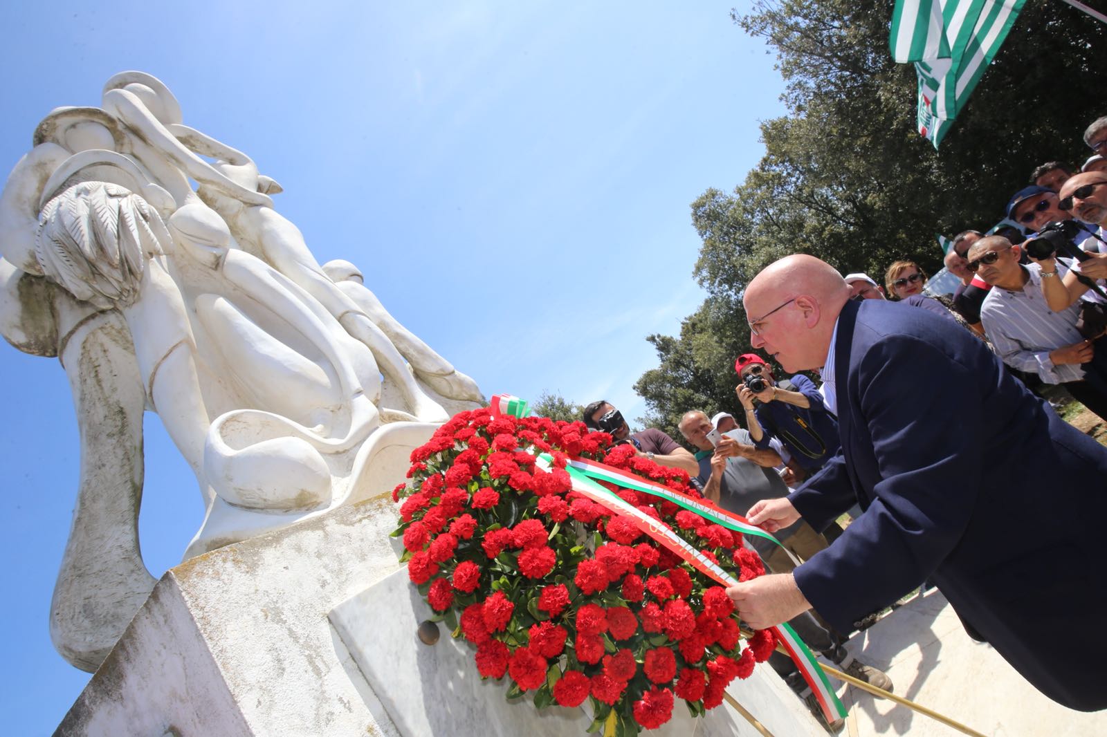 Primo Maggio, Oliverio: "La nostra terra ripartirà solo se ci sarà lavoro"