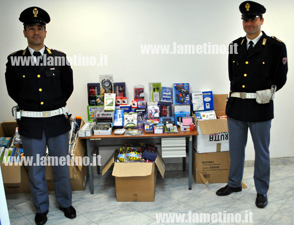 Lamezia: Polizia sequestra 5000 articoli contraffatti a Maida