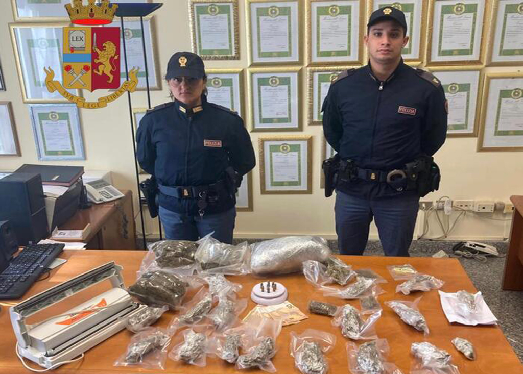 Aveva in casa 2 chili di marijuana e munizioni, arrestato nel Vibonese