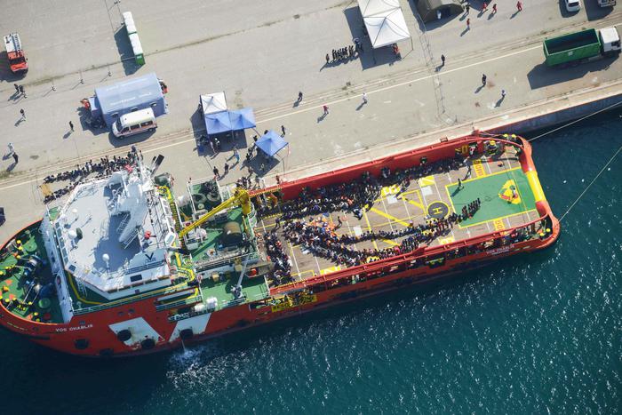 Sbarco immigrati a Corigliano, fermati tre scafisti