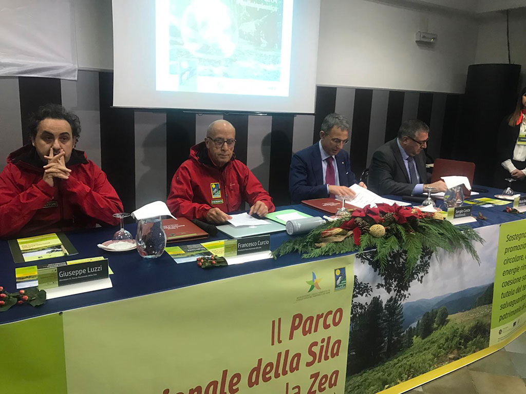 Ministro Costa in visita al Parco Nazionale della Sila per presentare le Zone Economiche Ambientali 