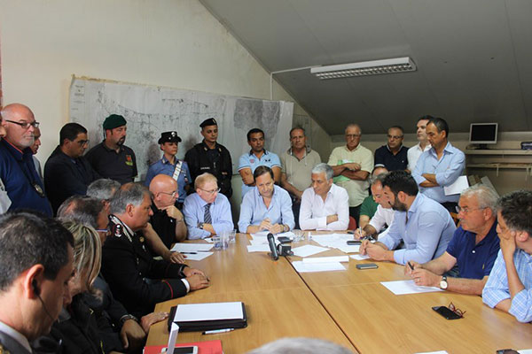ALLUVIONE-CONFERENZA-STAMPA.jpg