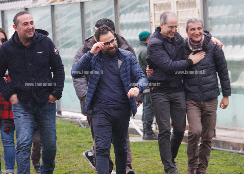 ANCHE-IL-SINDACO-PRESENTE3.jpg