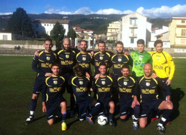 Calcio, Asd Polisportiva Lamezia vince contro Excalibur Fronti per 5 a 1