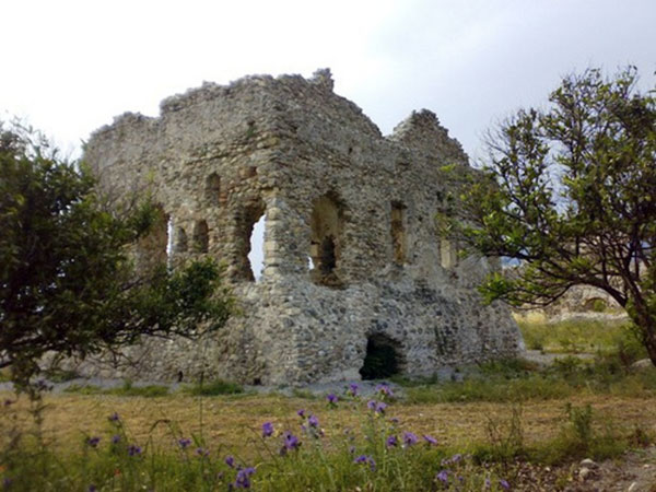 Lamezia, anteprima di "Ormeggi Festival" il 31 agosto all'Abbazia Benedettina