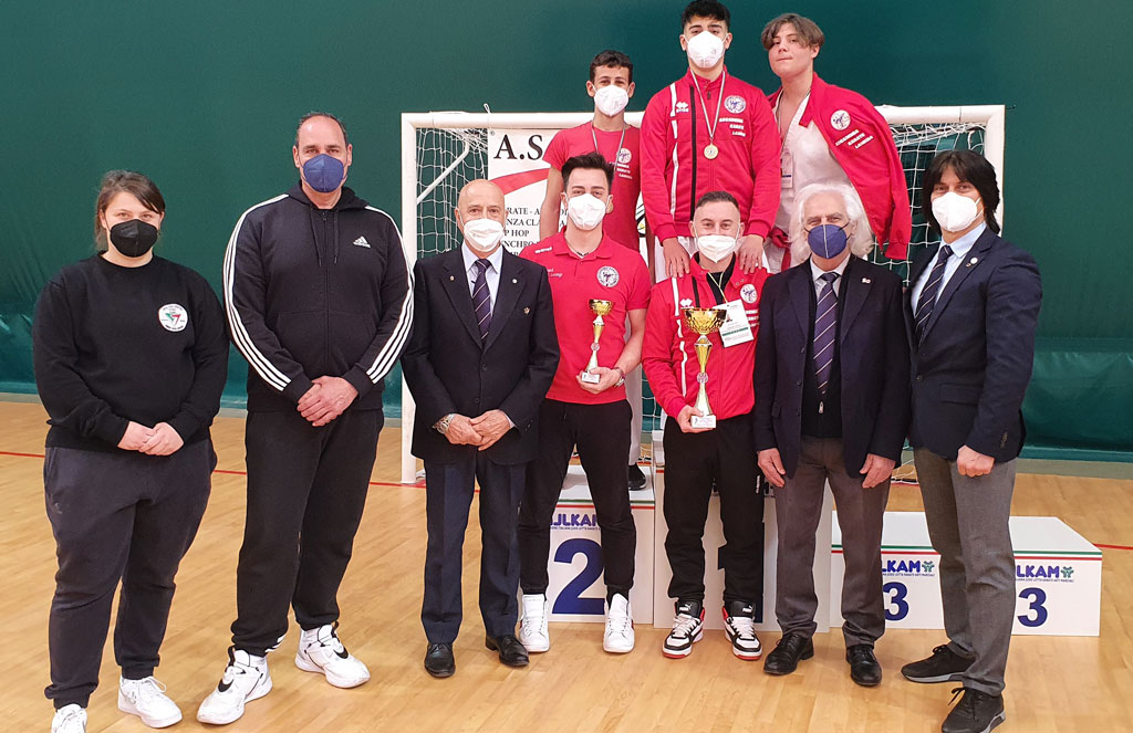 L'Accademia Karate Lamezia primeggia alle qualificazioni regionali cadetti