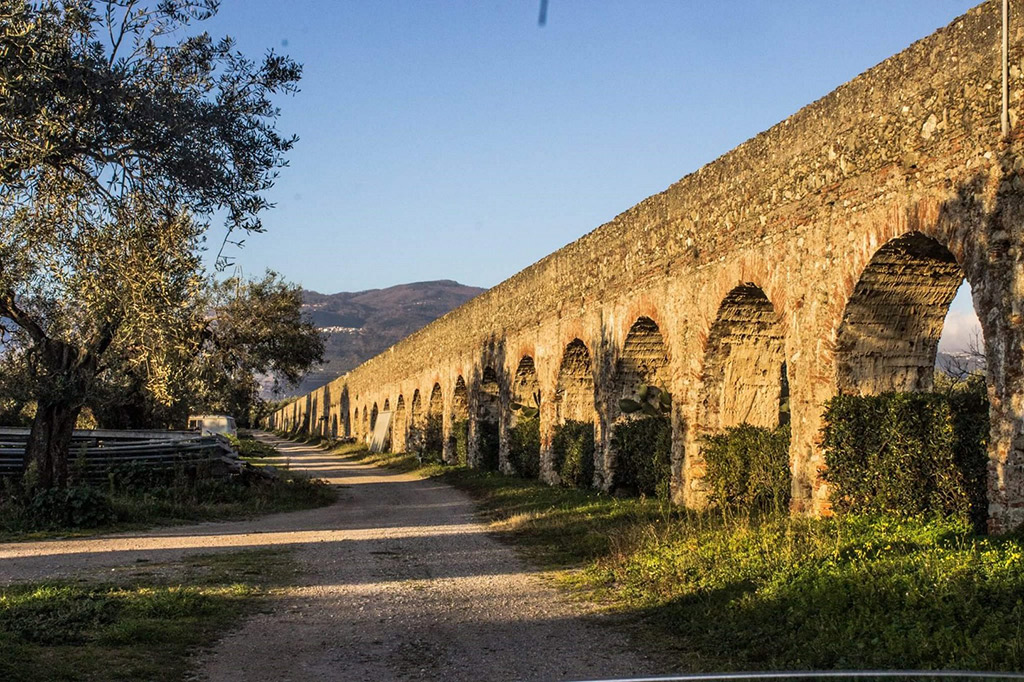 Acquedotto-Borbonico_lamezia-2.jpg