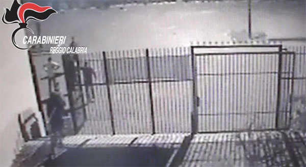 Aggressione-sacerdote_reggio.jpg