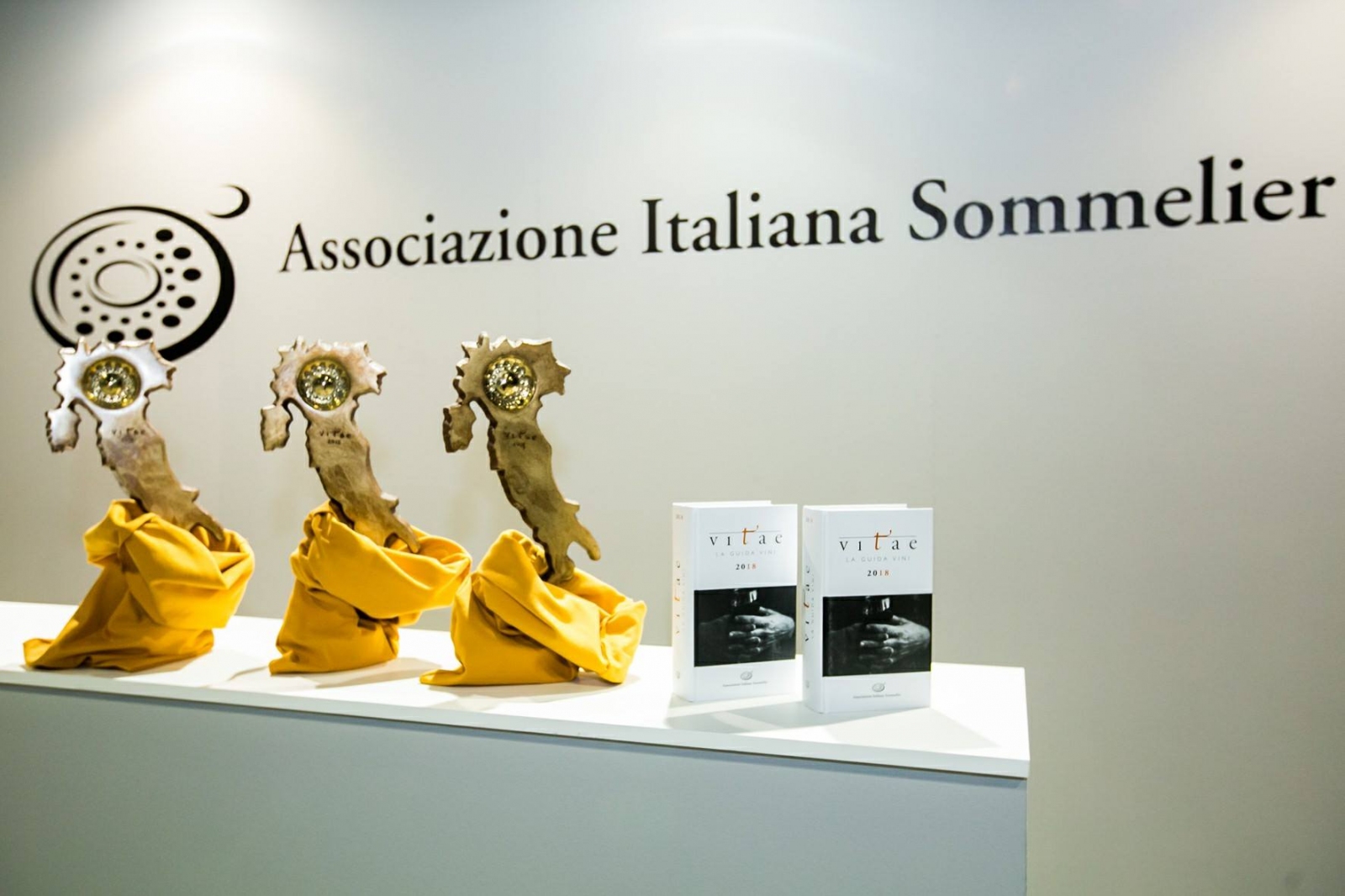 Galà a Cosenza per i 100 migliori vini calabresi
