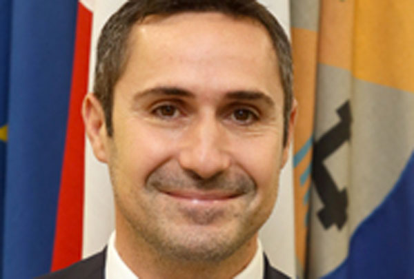 Trasporti, Alecci (Pd): "Calabria troppo cara, poca differenza di costi fra voli per Lamezia e New York"
