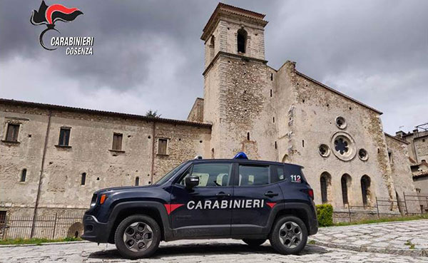 Spaccio di stupefacenti a San Giovanni in Fiore, arrestati tre minorenni 