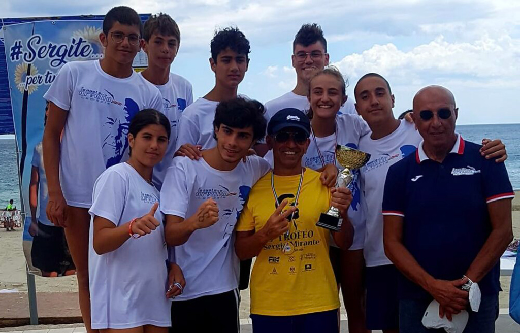 Terzo posto per l’Arvalia Nuoto Lamezia al “Trofeo Sergio Mirante 2022”